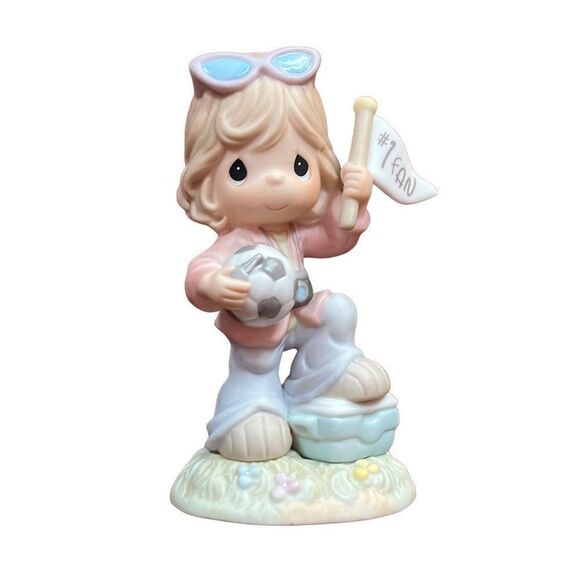 Precious Moments "Always On‎ The Ball" 2004 Figurine - Picture 1 of 3